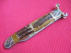Vintage Spanish Large Size Engraved Shell Puller Leverlock Switchblade Knife                