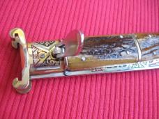 Vintage Spanish Large Size Engraved Shell Puller Leverlock Switchblade Knife                