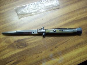 Renzo Beltrame 11 Inch Swivel Bolster Bayo Honey Horn Stiletto Looks UNUSED Beauty!