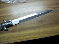 Renzo Beltrame 11 Inch Swivel Bolster Bayo Honey Horn Stiletto Looks UNUSED Beauty!