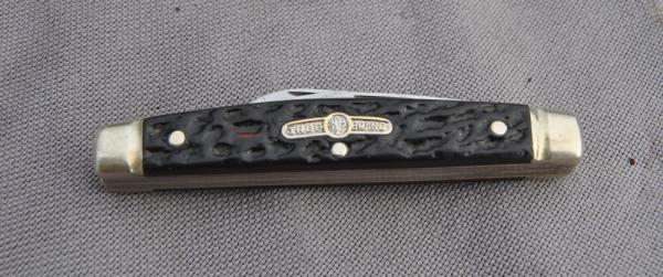 Boker Solingen 4 Blade Congress Rough Black 3 1/4" Closed Pinched Bolsters Tight Loud Snap Both Ways Boker Solingen 4 Blade Congress Rough Black 3 1/4" Closed Pinched Bolsters Tight Loud Snap Both Ways