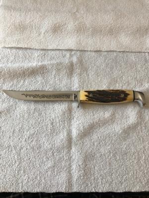 Case XX Fixed Blade Knife USA 516-5 SSP 3-DOT 1977 Blue Scroll Stag #11-25-10