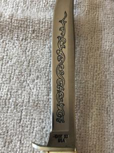 Case XX Fixed Blade Knife USA 516-5 SSP 3-DOT 1977 Blue Scroll Stag #11-25-10