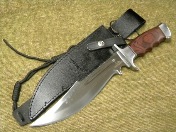 Gil Hibben GH5068 Custom Pakkawood Legionnaire Bowie Knife w/Leather Sheath Gil Hibben GH5068 Custom Pakkawood Legionnaire Bowie Knife w/Leather Sheath