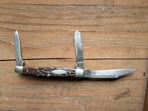 Camillus 82 Deluxe Baby Stockman's Knife, longline stamp 1950's-1960s