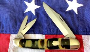 1993 Bulldog Brand Whittler w/ Great Coon Stripe Handles -NOS and nice!