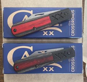 Case Crossroads Barlow red/black Master dealer exclusive 1/400