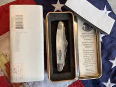 Bear & Son 5 Blade Stockman w/ Flashy Mother of Pearl Handles in Orig Tin -NOS