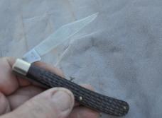 Case XX Stainless USA Six Dot Slim Line Trapper 61048 SS Mint Circle Around Case Jigged Delrin