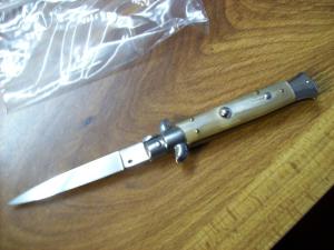 Renzo Beltrame 9 Incher Flat Ground Blade Swivel Honey Horn Beauty Looks UNUSED!