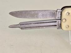 D. R.G.M  MANICURE AUTOMATIC 