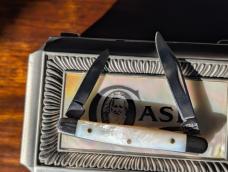 Case mother of pearl box with mother of pearl knife. 