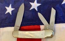 Fight'n Rooster 3 Blade Canoe w/ Flashy Mother of Pearl Handles -One of 100