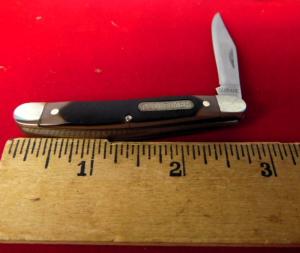 SCHRADE VINTAGE IMPORT 2-3/4" DELRIN PEN WITH BRASS LINER NICE EDGE PREOWNED SUPER NICE