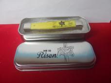 CASE XX 2014 USA YELLOW STOCKMAN "HE IS RISEN" IN TIN IS UNUSED