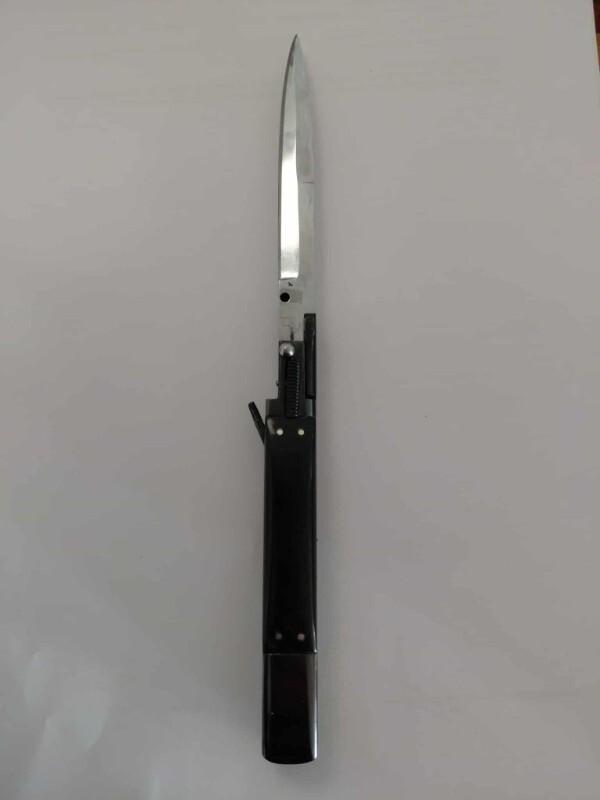 Armenian Automatic Switchblade 8.7 Inch Buffalo Horn Handle Unique Pick-Lock Mechanism Armenian Automatic Switchblade 8.7 Inch Buffalo Horn Handle Unique Pick-Lock Mechanism