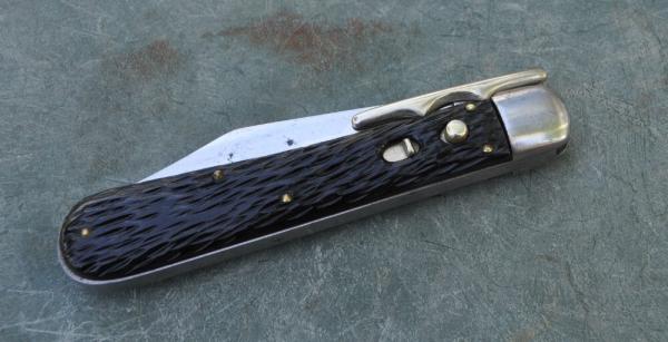 Schrade Walden NY USA Auto Folding Guard 1945-56 J=igged Rough Black 4 7/8" Closed Works No Peek Schrade Walden NY USA Auto Folding Guard 1945-56 J=igged Rough Black 4 7/8" Closed Works No Peek