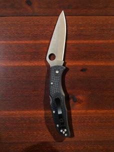 Spyderco Endura 4 (VG-10/FRN Scales)