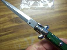 Armando Beltrame Italian 9 Inch Automatic Stiletto Swivel Dagger Green Exotic Hardwood UNUSED!