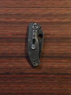 Spyderco Tenacious (F.S. 8Cr13MoV/FRN Scales)