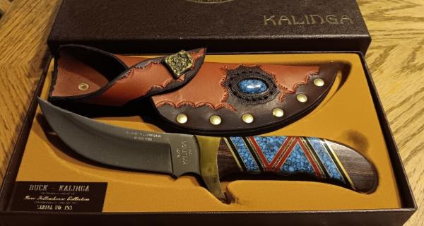 David (Dave) Yellowhorse Model 401 Buck Knife, Kalinga. SN 193. Leather sheath. Beautiful David (Dave) Yellowhorse Model 401 Buck Knife, Kalinga. SN 193. Leather sheath. Beautiful