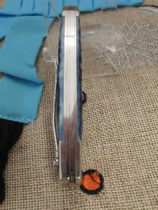 Case XX 2003 Blue Bone American Flag Shield Mid-folding Hunter Pattern # 6.51265LC SS