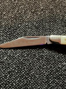 Case stag peanut with bail