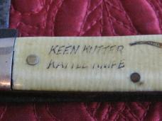 KEEN KUTTER KATTLE KNIFE 3 blades with Yellow Celluloid scales