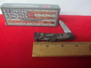 CASE XX 2012 CAMO 225L WELL KEPT UNUSED WITH A BOX