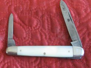 KEEN KUTTER 2 bl Sleeve Board Pen knife w/pearl scales Pat. No. 0798