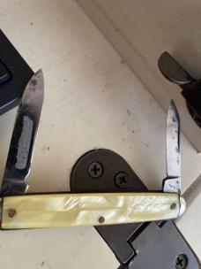 Imperial cracked ice 2 blade edc