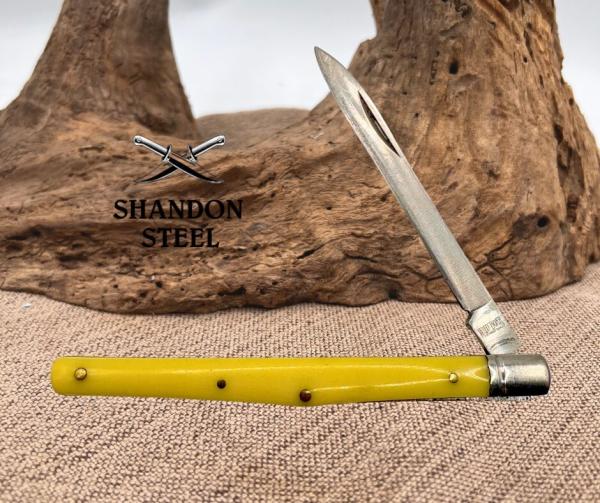Wild Boar Melon Tester Knife Smooth Yellow Handles Stainless Steel Blades (81) Wild Boar Melon Tester Knife Smooth Yellow Handles Stainless Steel Blades (81)
