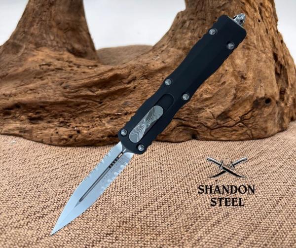 Microtech: Dirac Delta D/E Stonewash Partial Serrated (227-11) Microtech: Dirac Delta D/E Stonewash Partial Serrated (227-11)