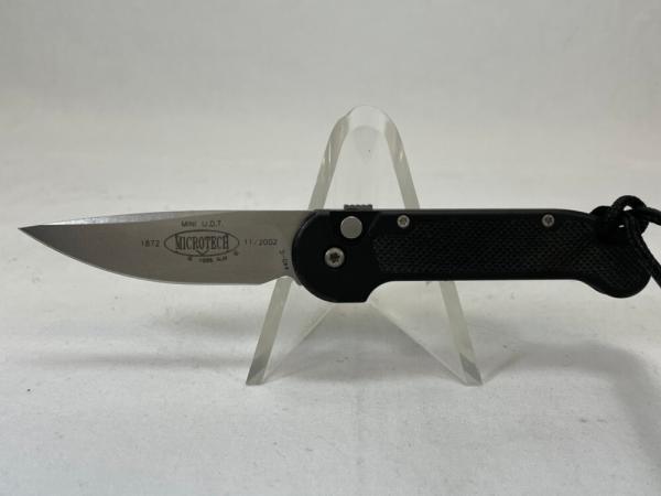 2002 MICROTECH Mini U.D.T. 440-C Drop Point Black Automatic #1872 2002 MICROTECH Mini U.D.T. 440-C Drop Point Black Automatic #1872
