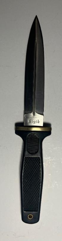 Rigid boot knife dagger
