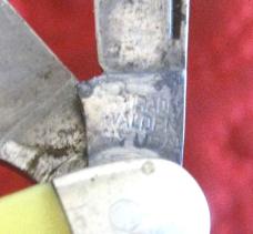 Tiny SCHRADE 3 blade stock knife w/yellow scales