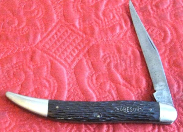 ROBESON 1 blade "Toothpick" w/ jigged black scales. WW2 vintage. #612407
