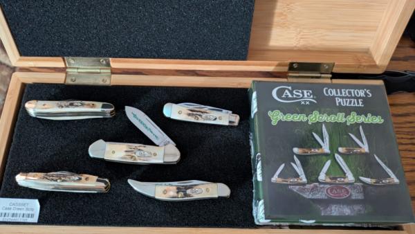 Case XX Green Scroll Stag Set w Puzzle - 2024 Edition Case XX Green Scroll Stag Set w Puzzle - 2024 Edition