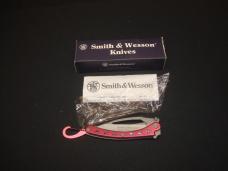 Smith & Wesson SWPRO-R Pocket Protector Framelock Knife New in Box