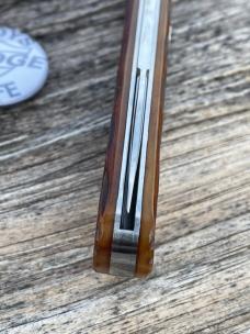 GEC TIDIOUTE ** 152125-STL AUTUMN ANTIQUE JIGGED BONE BOYS BADGE