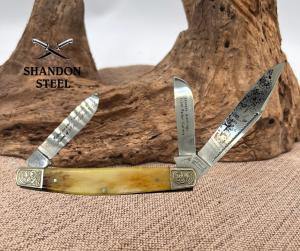 Parker Cutlery Company Seasons Greetings Three Blade Stockman Pkt Knife 137