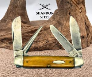 Camillus Forged USA VTG Carbon Steel Bone Handle Pocket Knife 4 Blades (147)