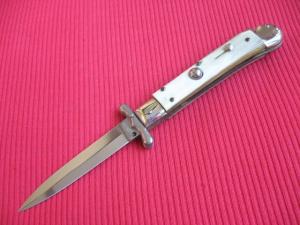 Italian MEDICI White Horn Swing Guard STILETTO Switchblade Knife - New Old Stock!