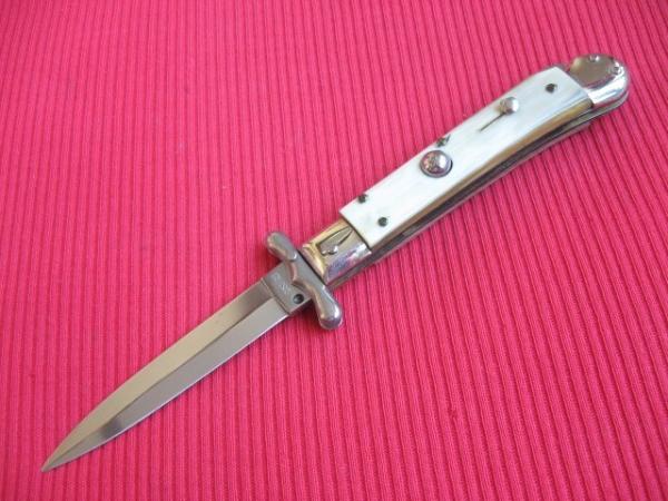 Italian MEDICI White Horn Swing Guard STILETTO Switchblade Knife - New Old Stock!