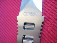   Gerber Blackie Collins River Master Knife (Italian Version)