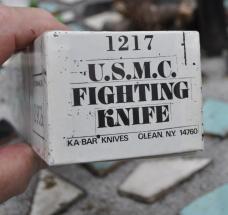 Box Sheath And Paperwork Only No Knife! KA-BAR USMC Vietnam Artwork A Very Neat Box!