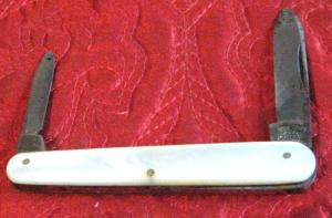 KEEN KUTTER 2 blade  Pen Knife w/Pearl scales 3 1/8" closed