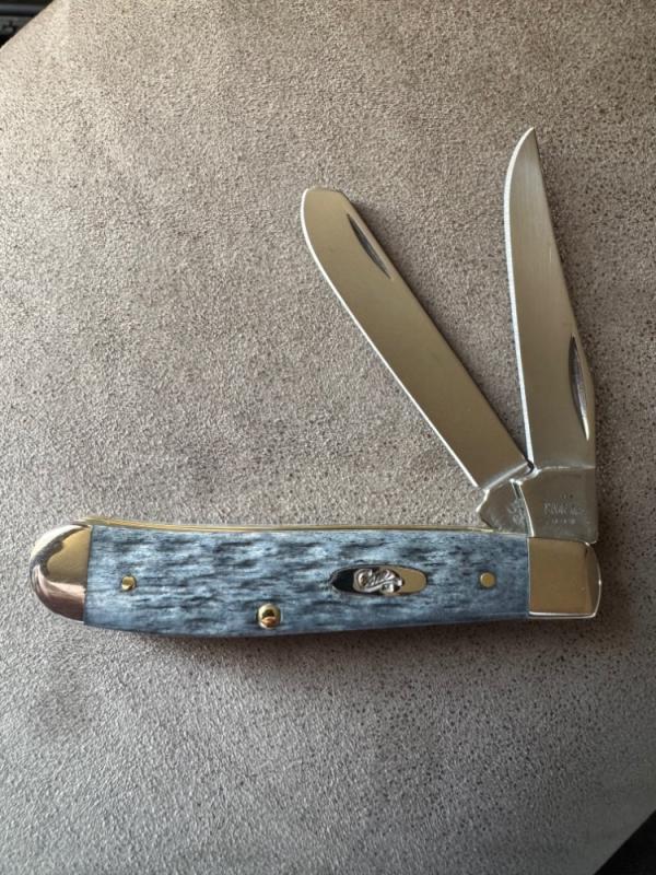 Case Pocket worn gray bone mini trapper Case Pocket worn gray bone mini trapper
