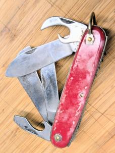 PASTOR ALEMAN Camp Knife 