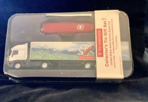 Victorinox collector set wSuper Tinker